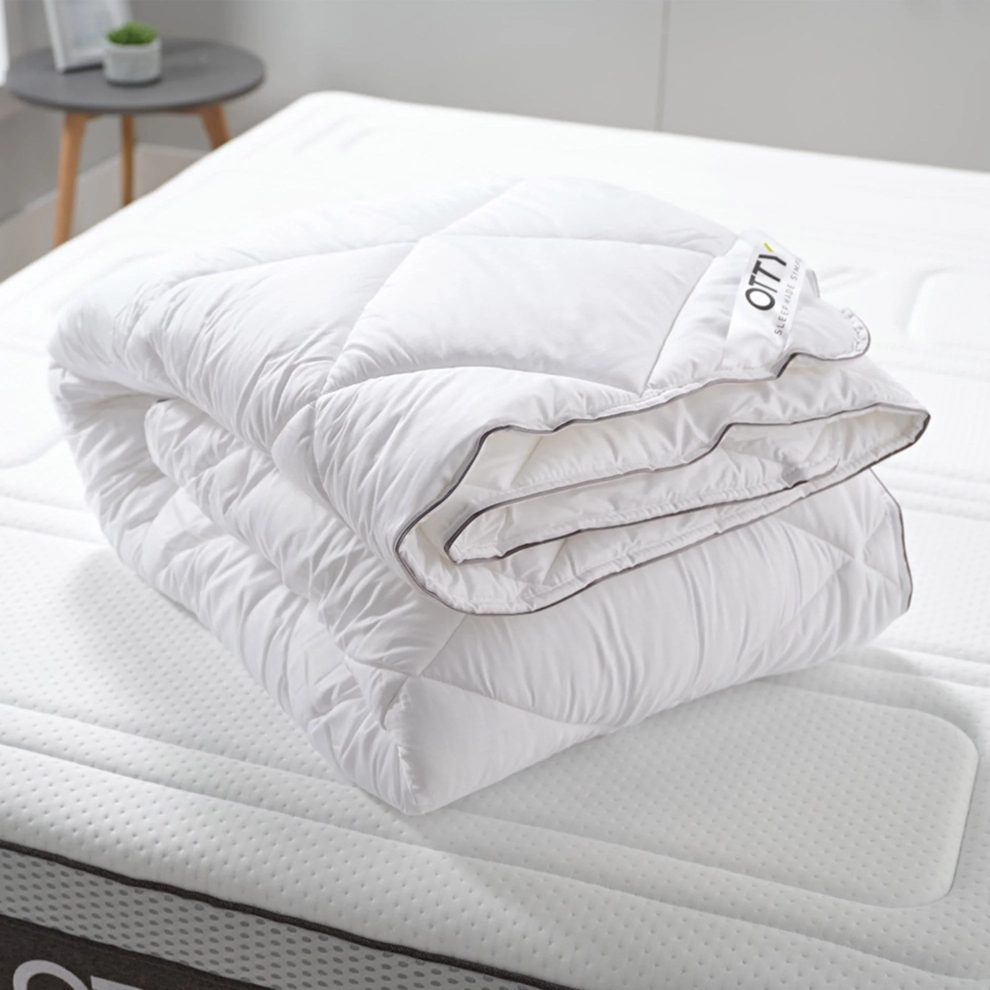 OOB Deluxe Microfibre Duvet - Image 3